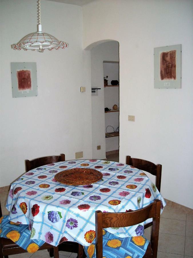Alloggio Basilico Diano San Pietro Esterno foto